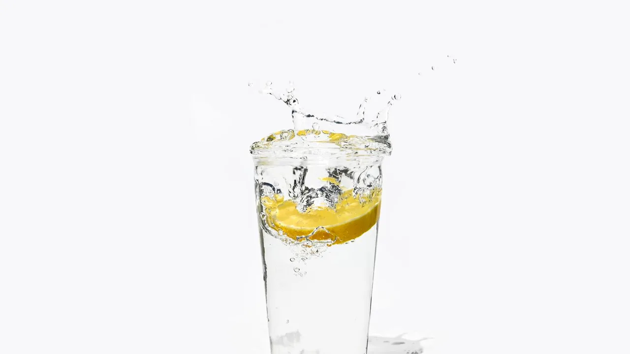 Richtig trinken: Warum Wasser die erste Wahl ist